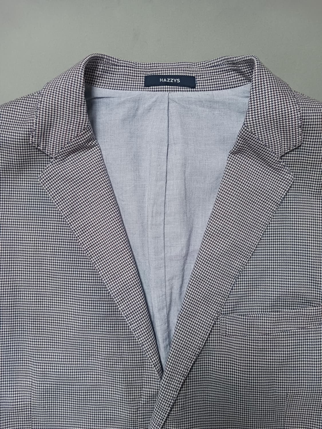 [100] 헤지스 빈티지 잔체크 슬림핏 블레이저 자켓 상품이미지2