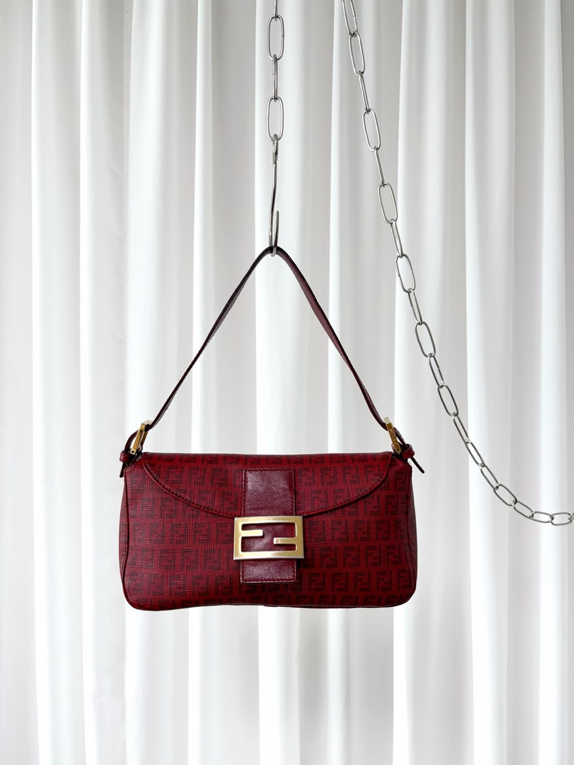 펜디 주키노 FF 바게트백 상품이미지1