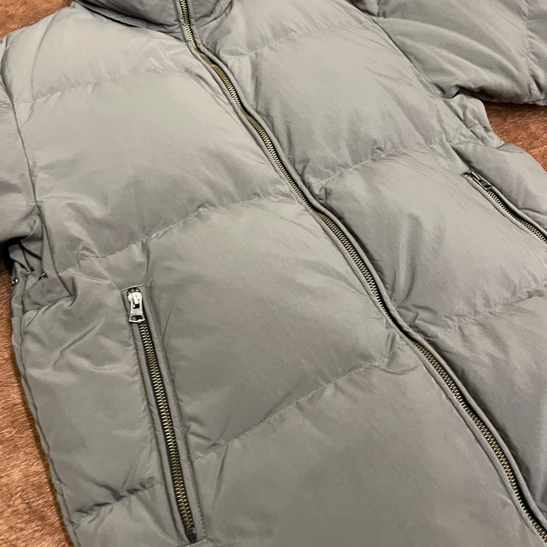 띠어리 다운패딩 상품이미지2