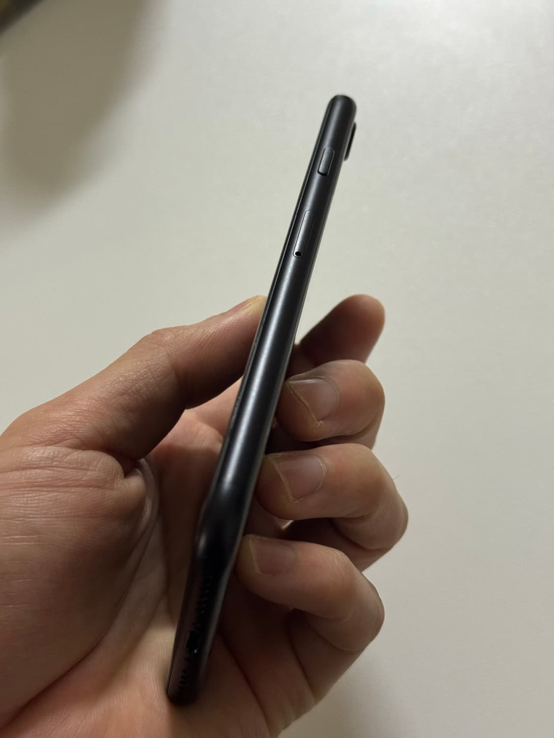 아이폰se2 128기가 블랙 판매 상품이미지5