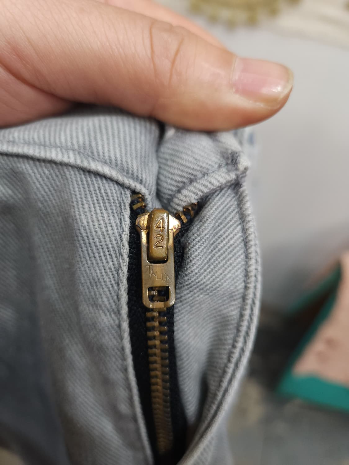 리바이스 80s 505-1055 그레이 데님팬츠 usa

 상품이미지3