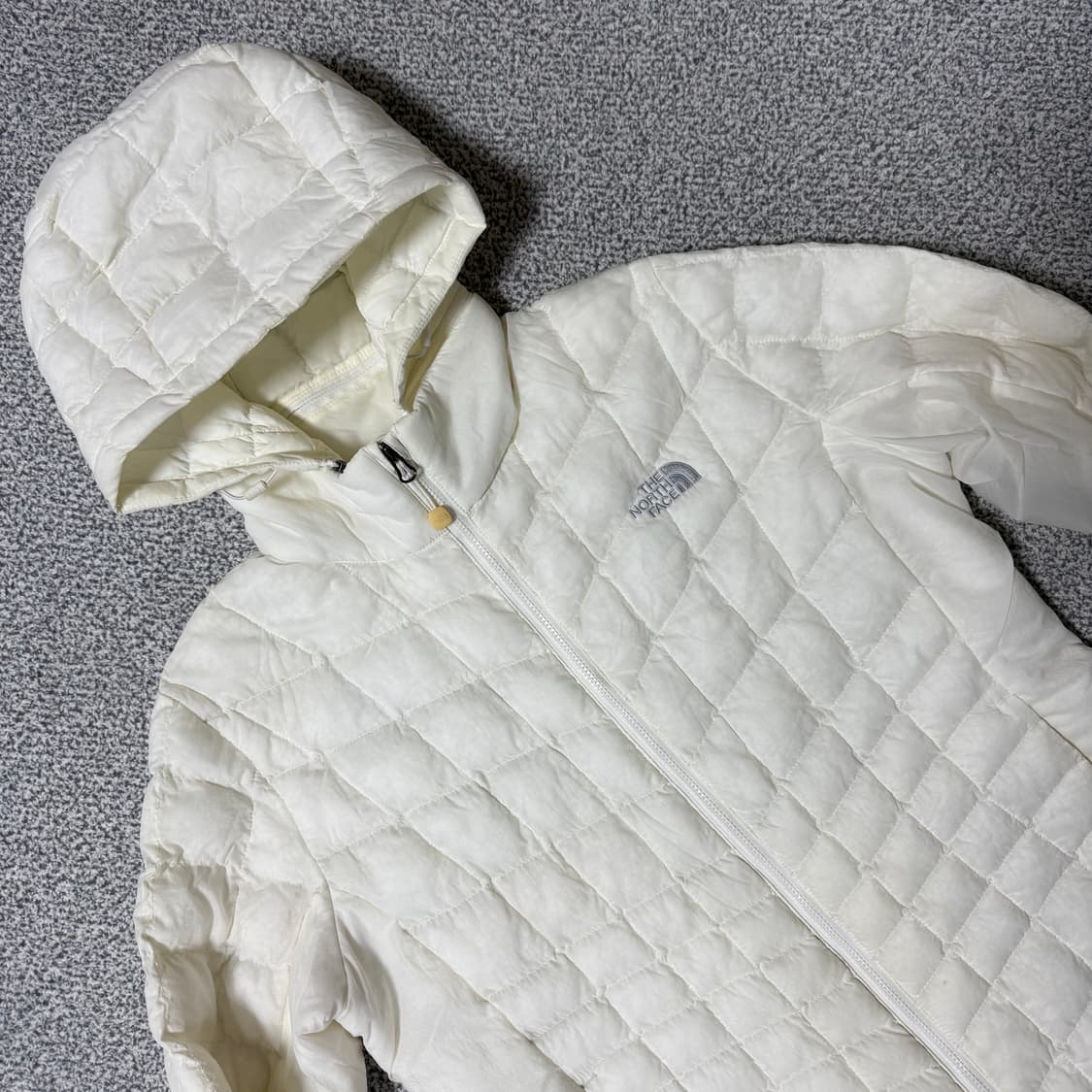 노스페이스 Thermoball 경량 패딩 여성용 상품이미지5