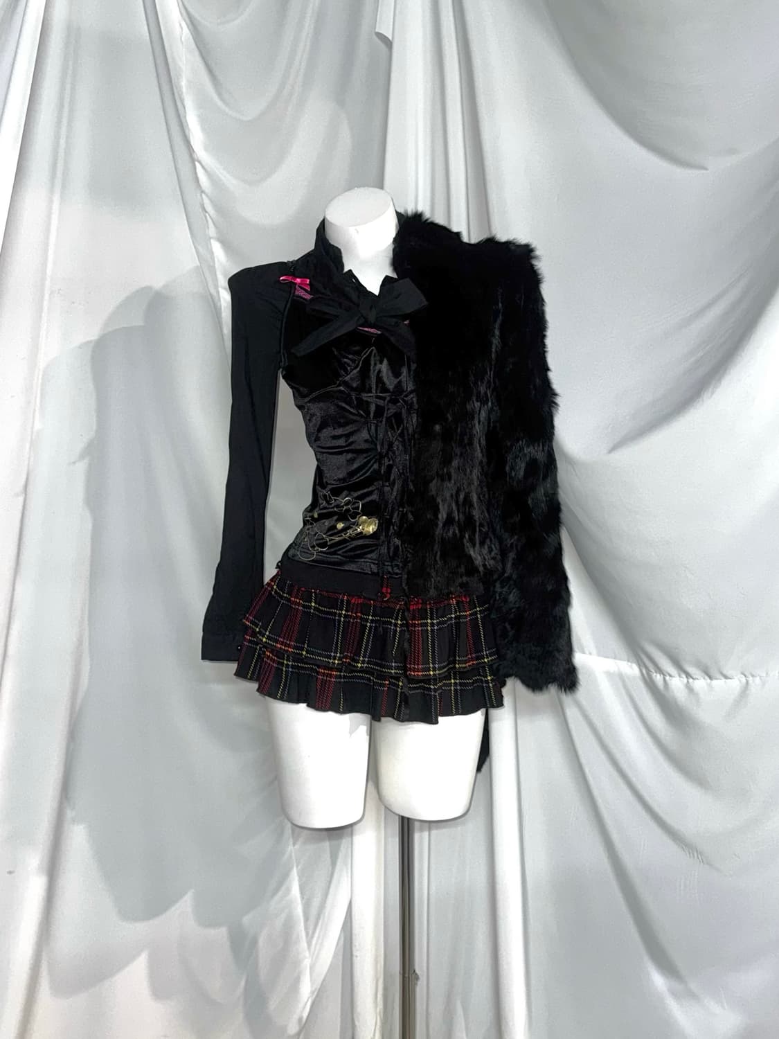 나나깔 악마 헬로키티 아일렛 레드펑크 리얼레빗퍼 코디세트 상품이미지7