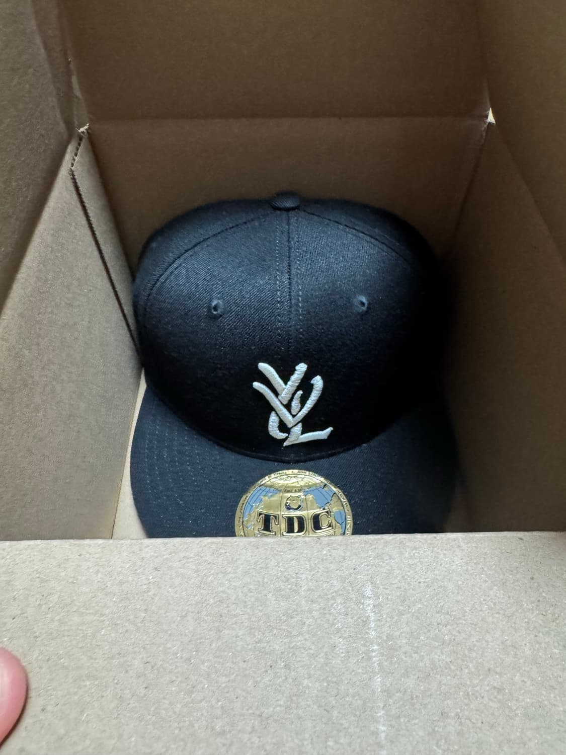 오피움 YVL 모자 white on black 7 5/8 상품이미지4