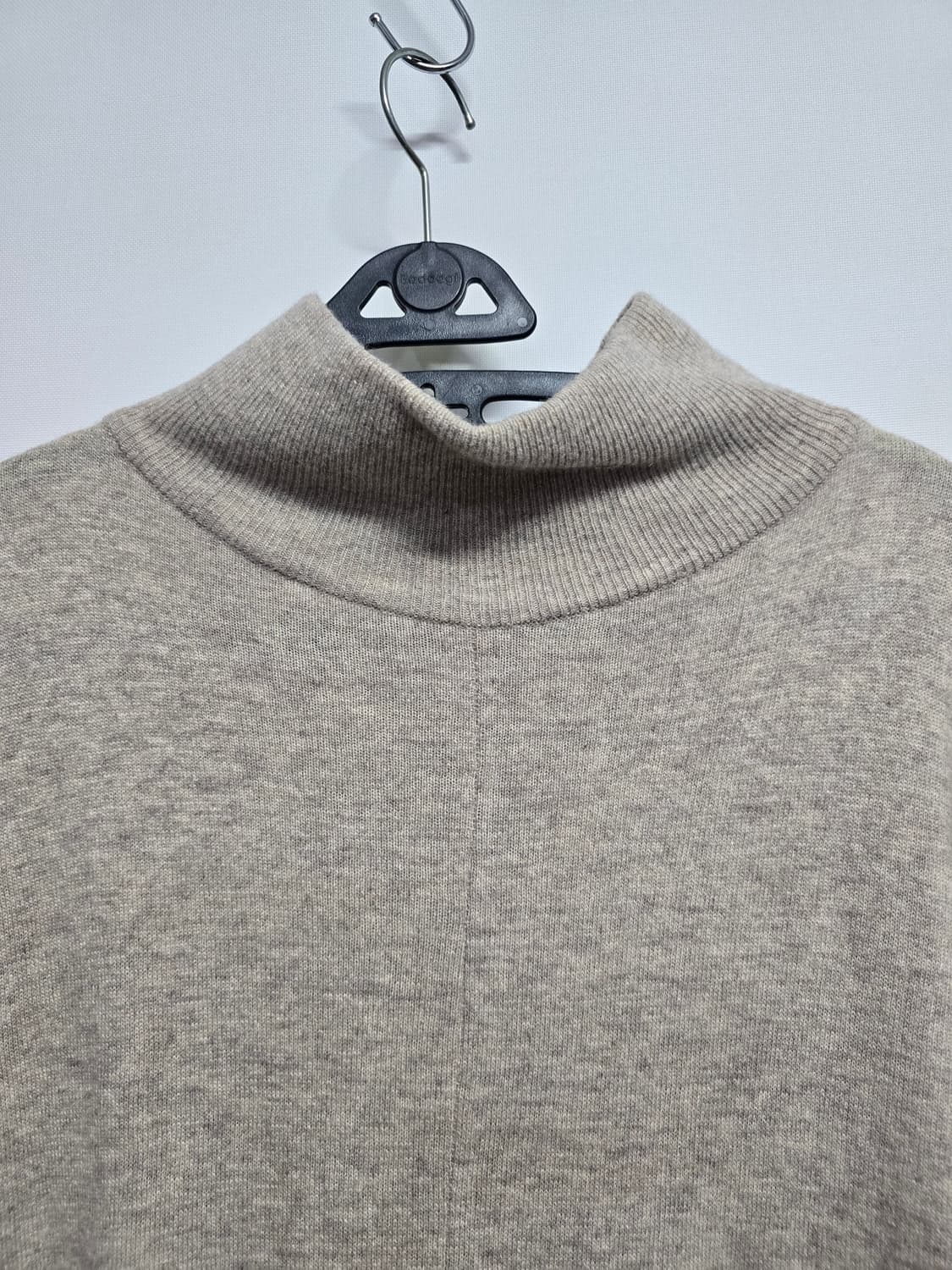 BLOOM 목폴라 반팔 니트 원피스 베이지 상품이미지2