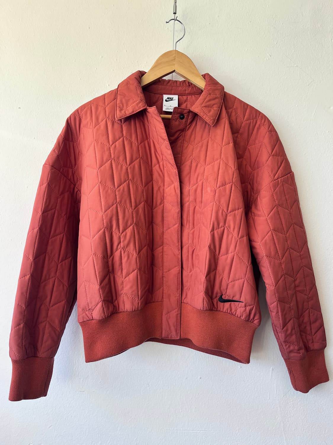 나이키 여성 에센셜퀄팅우븐재킷 M사이즈 상품이미지2