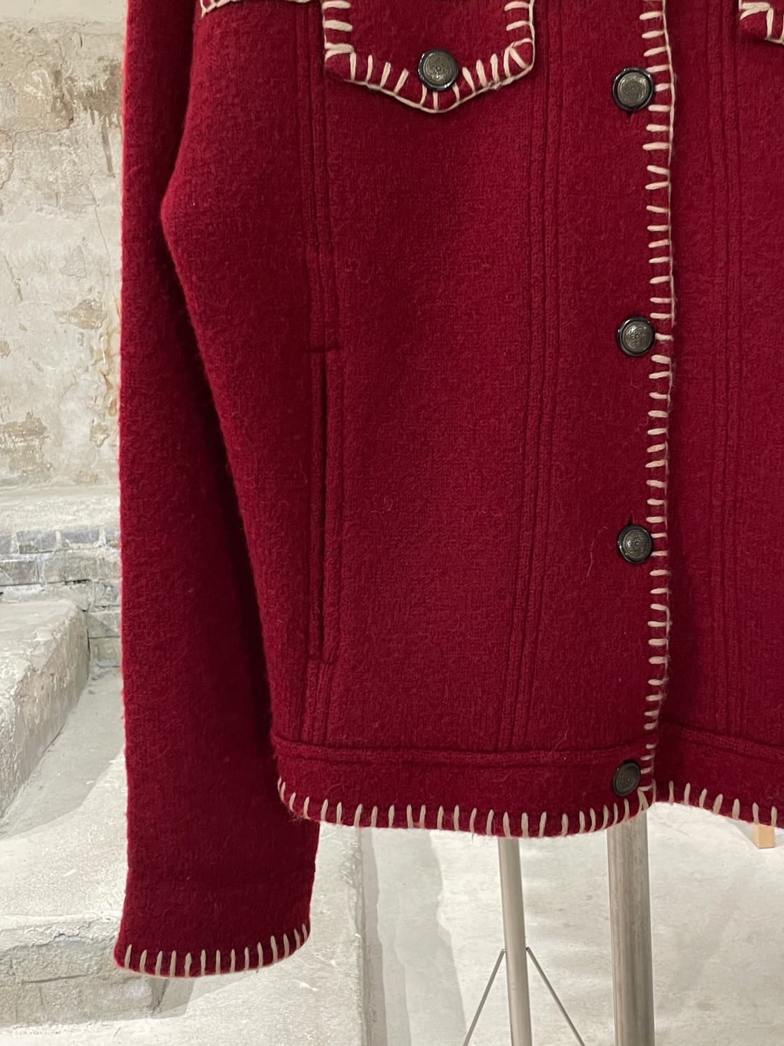 울리치 딥 레드 핸드메이드 스티치 울 자켓 상품이미지4
