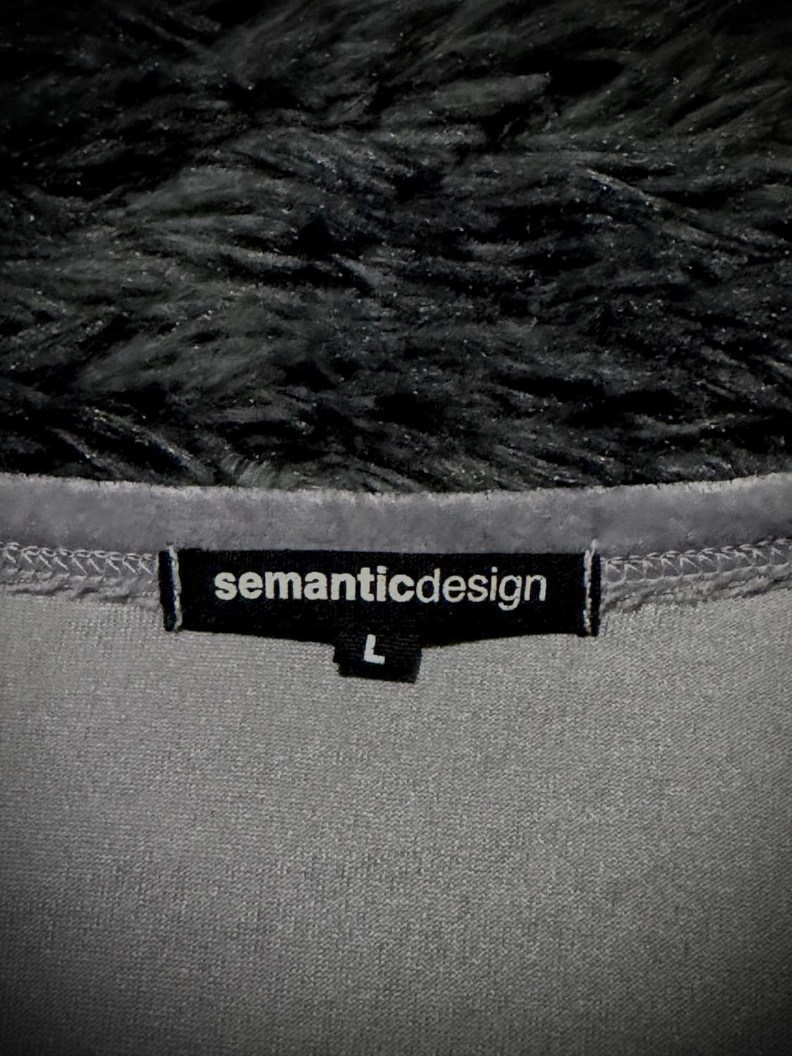 semantic design 스모크 그래픽 레터링 그레이 벨벳  상품이미지9