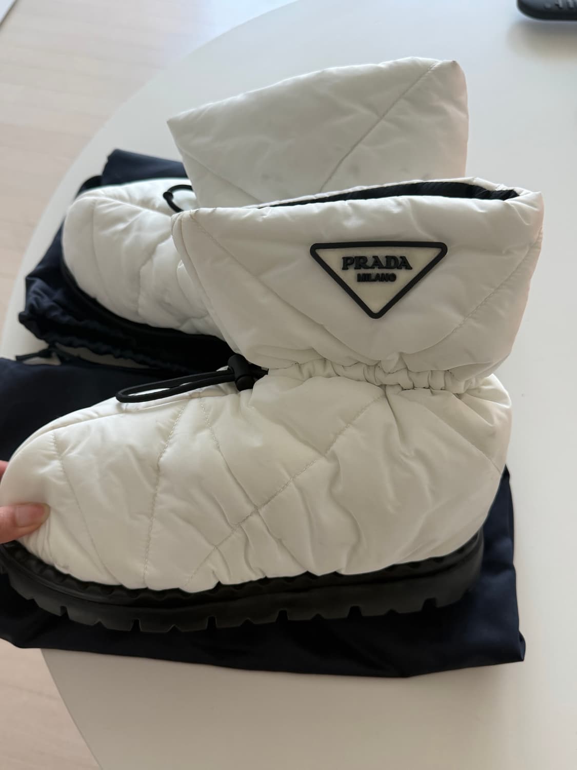 프라다 리나일론 부츠 (화이트) 상품이미지2