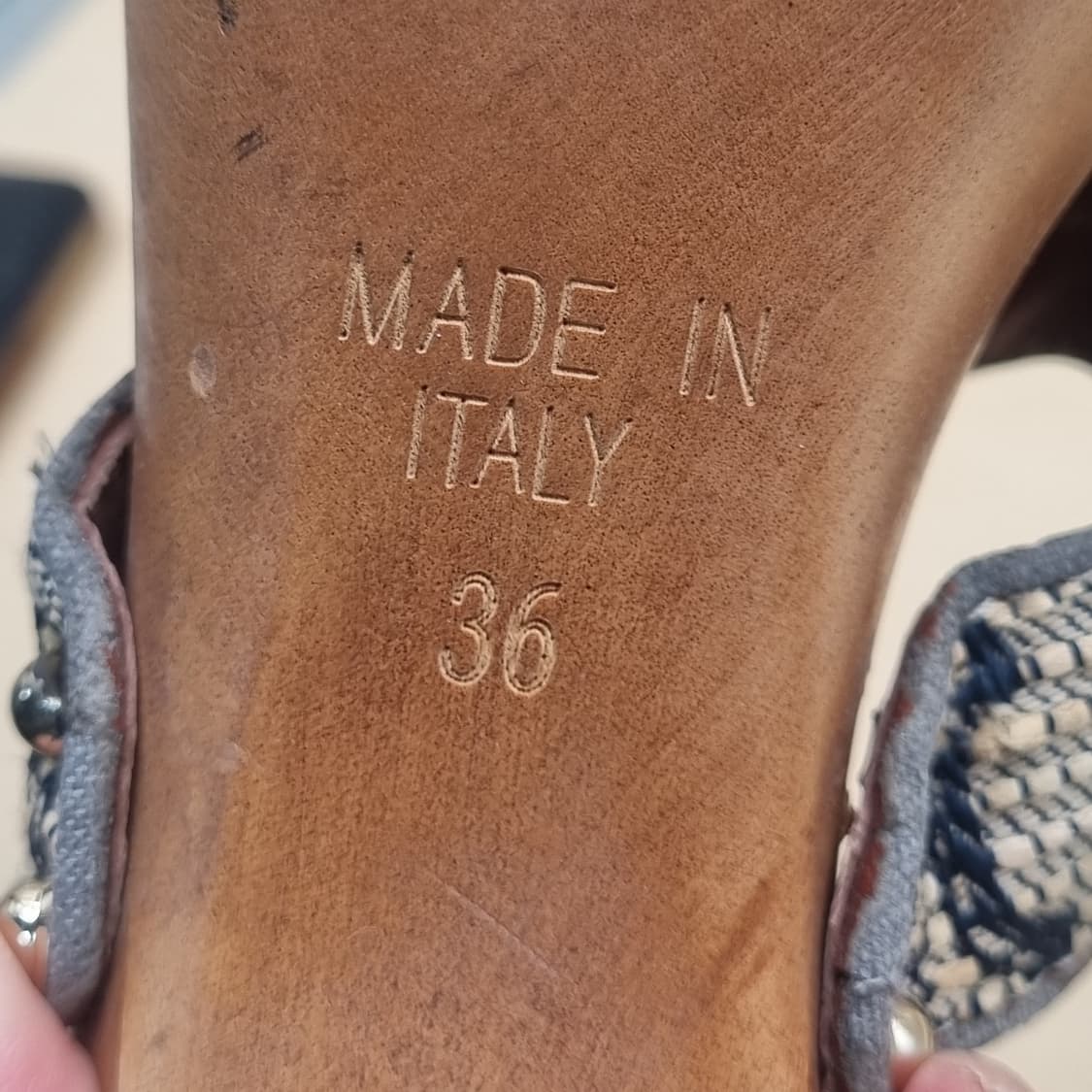 셀린느 여성슬리퍼230 굽9 상품이미지6