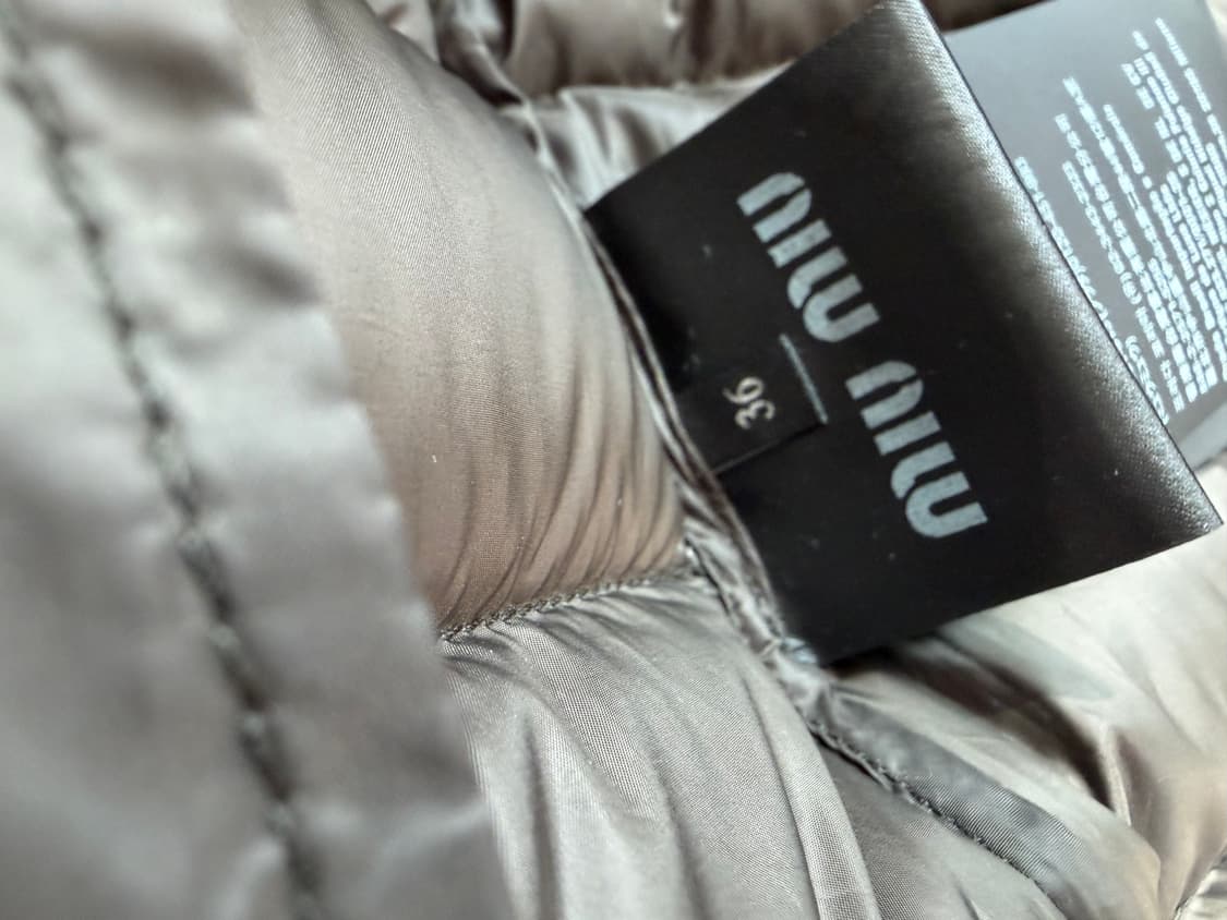 미우미우 패딩팝니다 상품이미지2