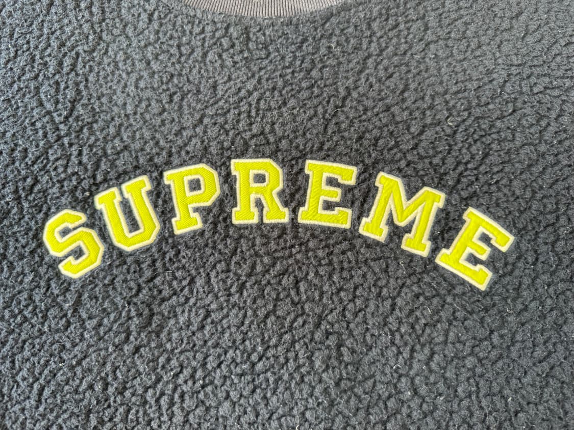 슈프림 폴라텍 크루넥 L 판매합니다. 상품이미지3