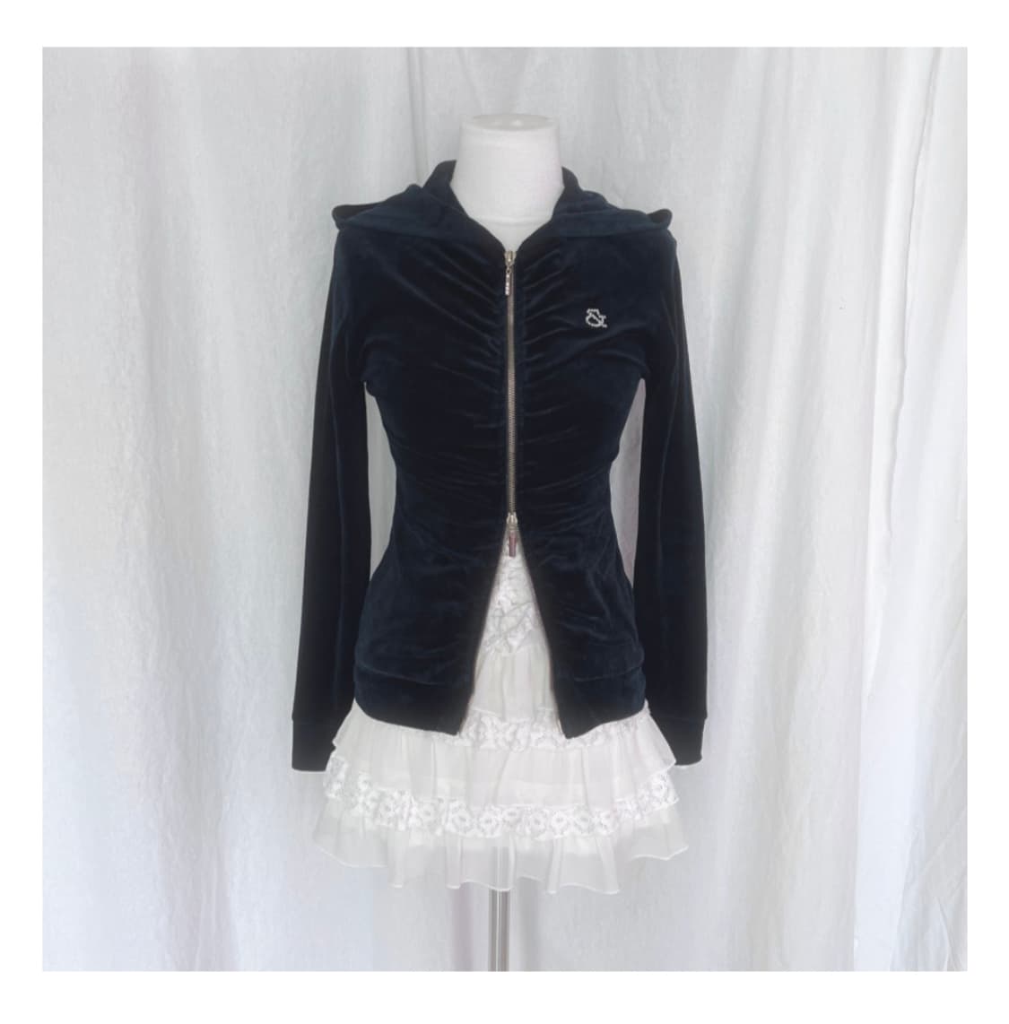 y2k 빈티지 핑키앤다이안 갸루 벨벳 블랙 후드집업 셔리 딱붙핏 큐빅 상품이미지3