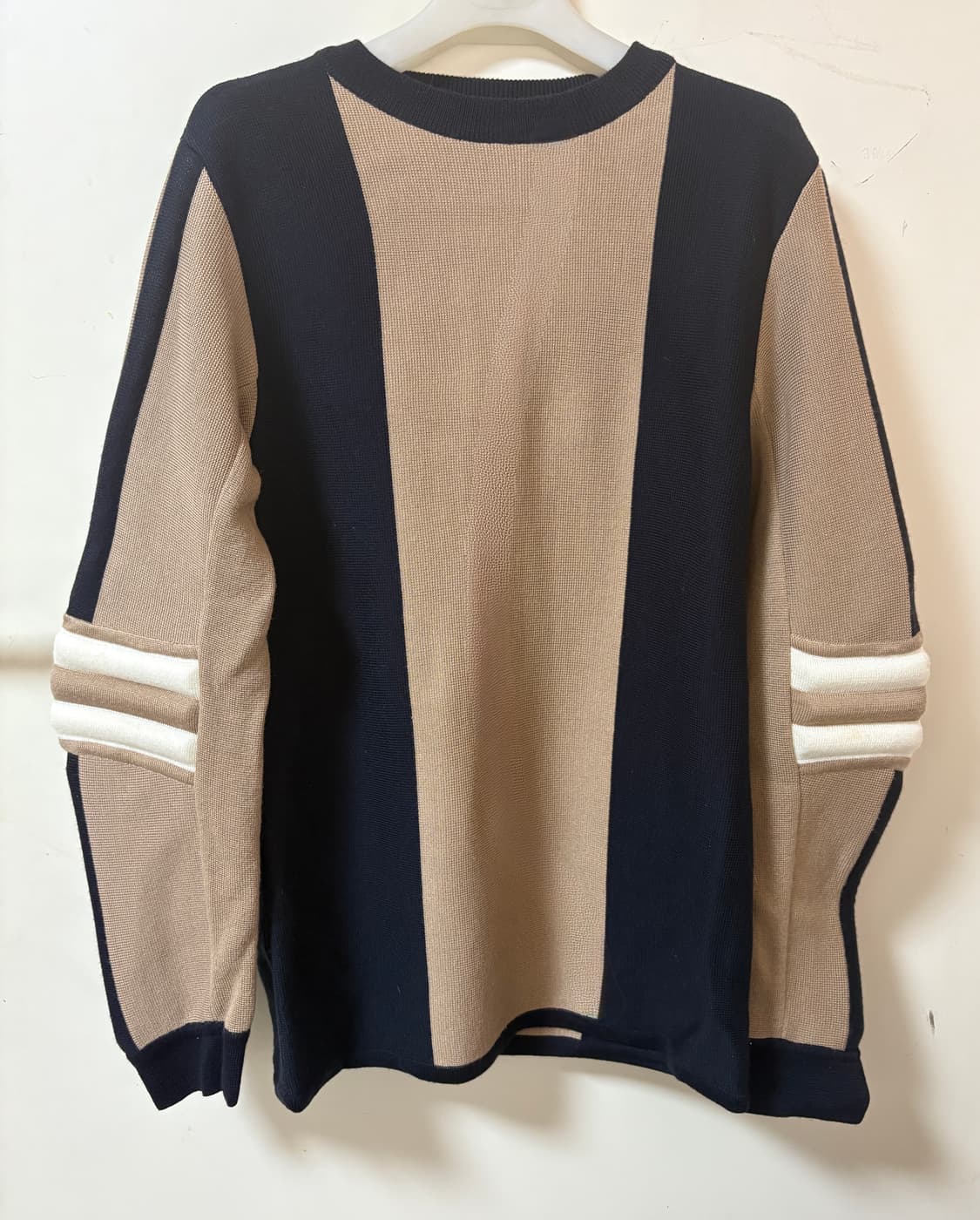 서리얼벗나이스 스웨터 상품이미지1