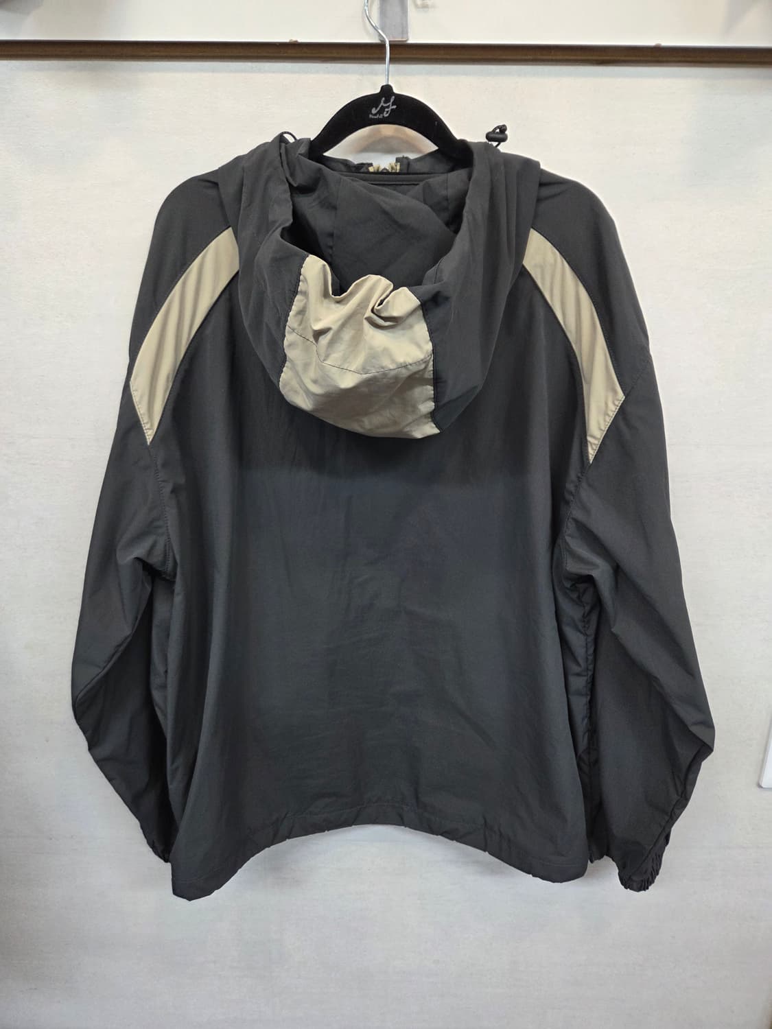 필루미네이트 타슬란 윈드 테이커 자켓 L 차콜 상품이미지2