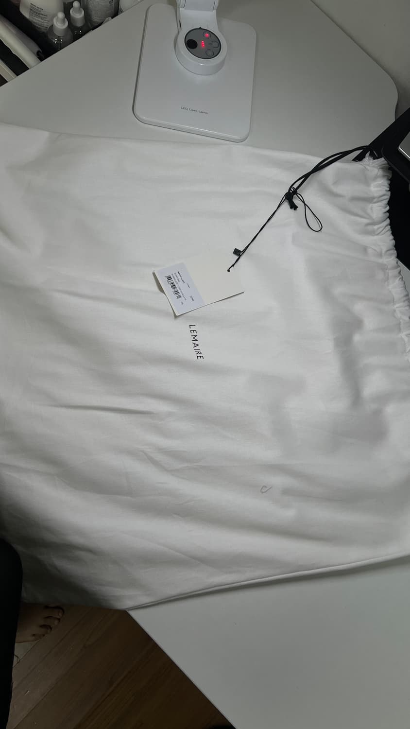 르메르 스카프백 라지 다크초콜릿 상품이미지8