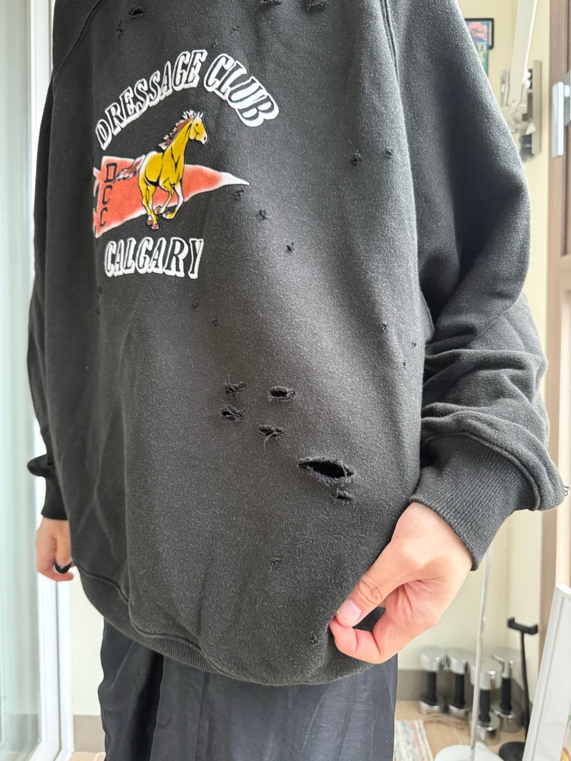 프릭스스토어 데미지 맨투맨 상품이미지6