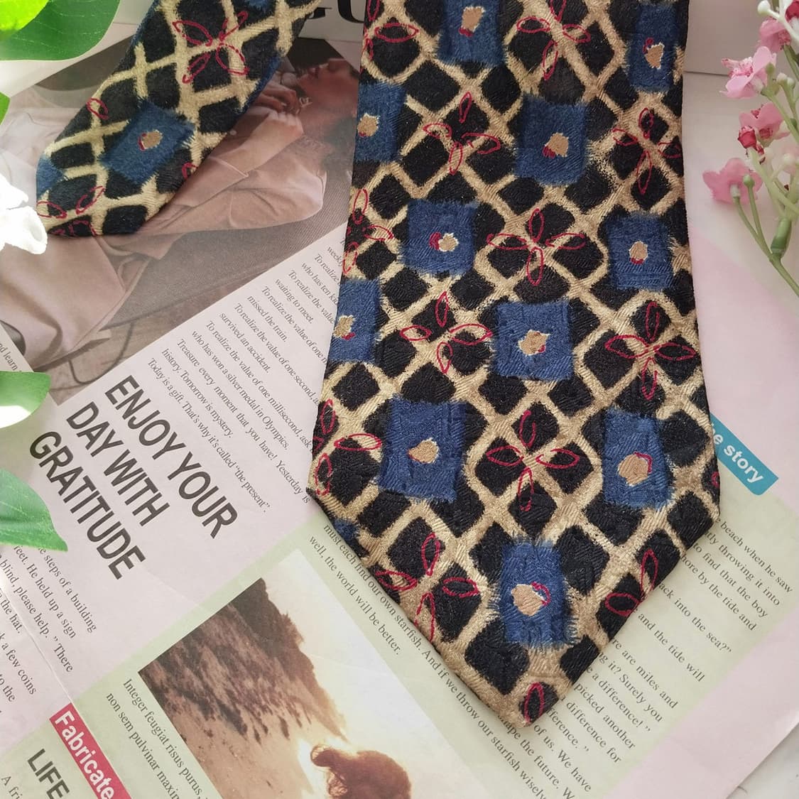 에르메네질도 제냐 실크 아트 패턴 넥타이 9.5cm A+등급 K1506
 상품이미지5