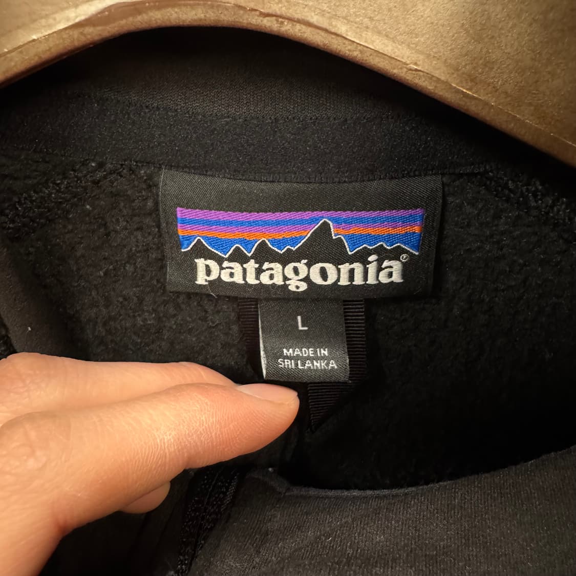 파타고니아 베터 스웨터 집업 전면 집업 포켓 포인트 블랙 상품이미지7