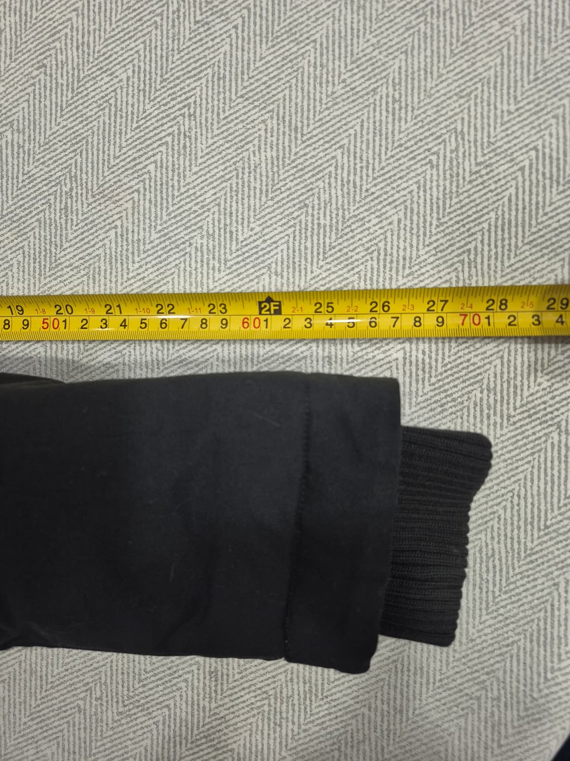 아디다스 덕다운 패딩 점퍼 남성 90~95사이즈 상품이미지9