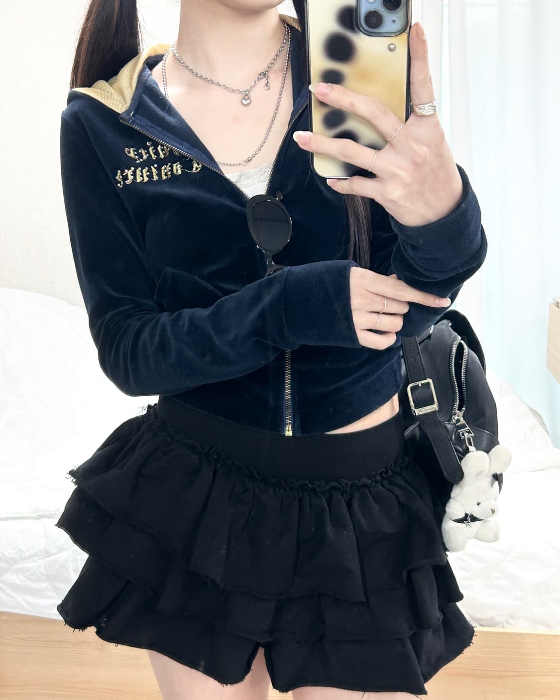 쥬시꾸뛰르 빅로고 네이비 벨벳 후드집업 상품이미지3