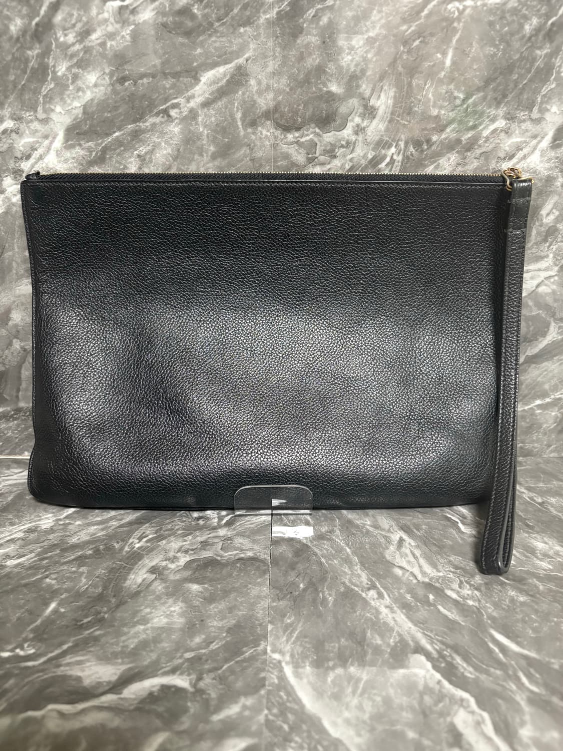 발렌시아가 로고 레더 가죽 클러치 상품이미지3