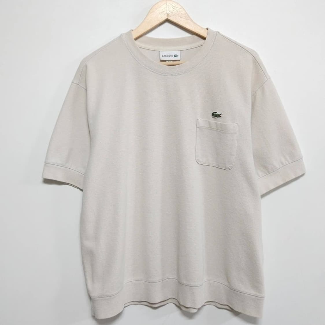 105 LACOSTE 라코스테 포켓 반팔 스웻티 베이지 루즈핏 상품이미지1
