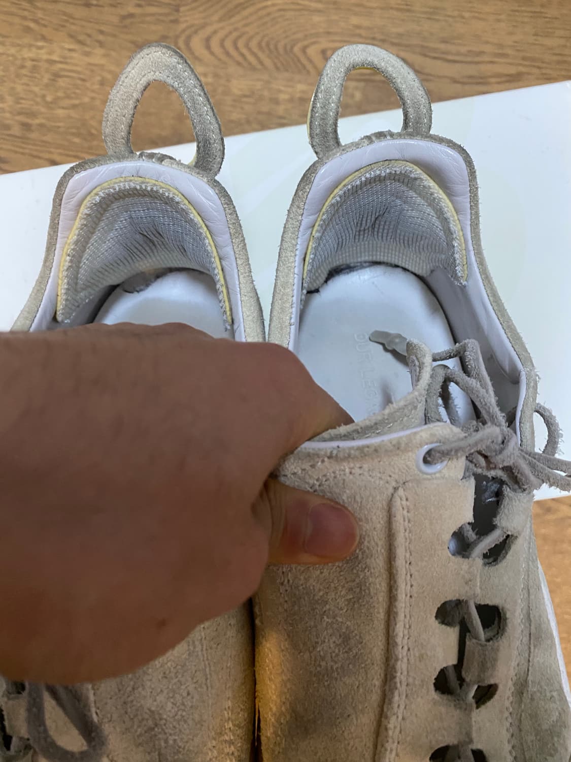 아워레가시 가베 쉐도우 플레이 화이트 42 상품이미지4