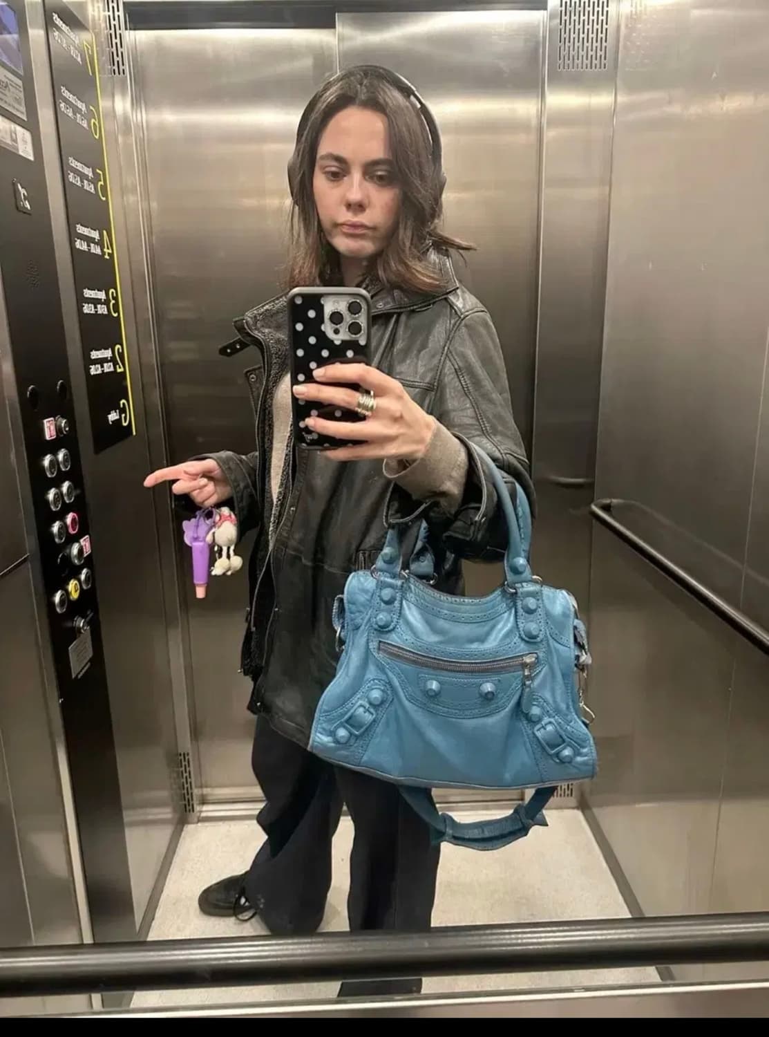 발렌시아가 모터백 상품이미지6