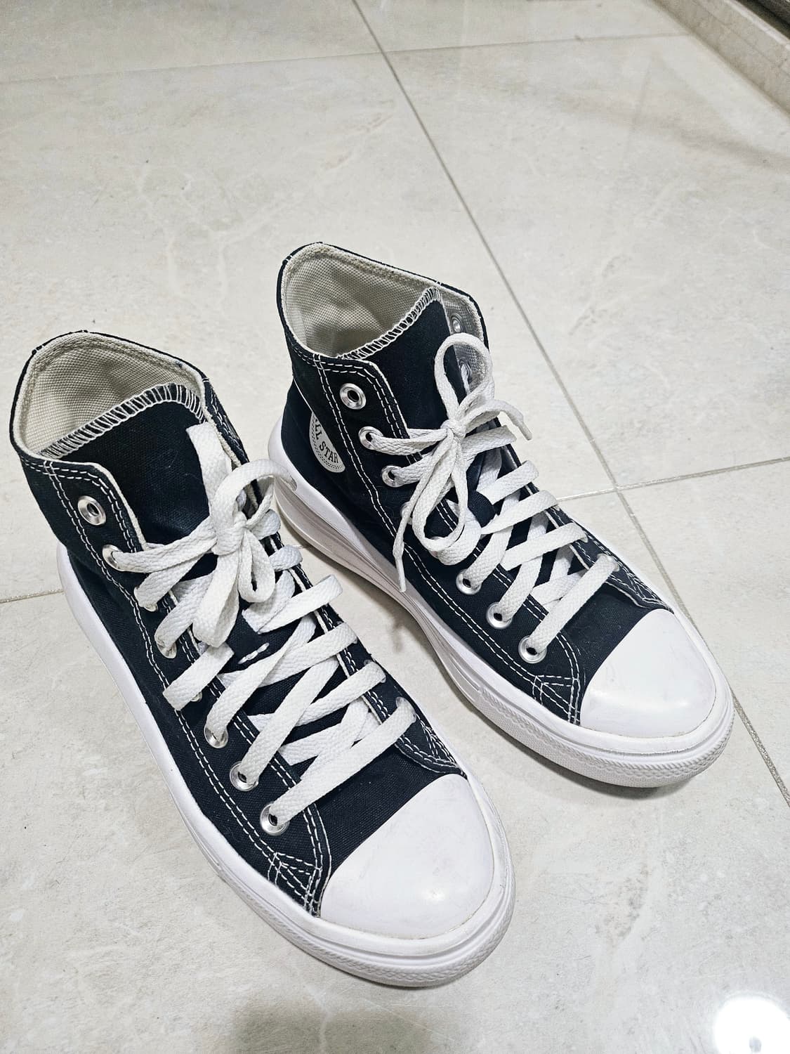 컨버스 척테일러 플랫폼 240 상품이미지3