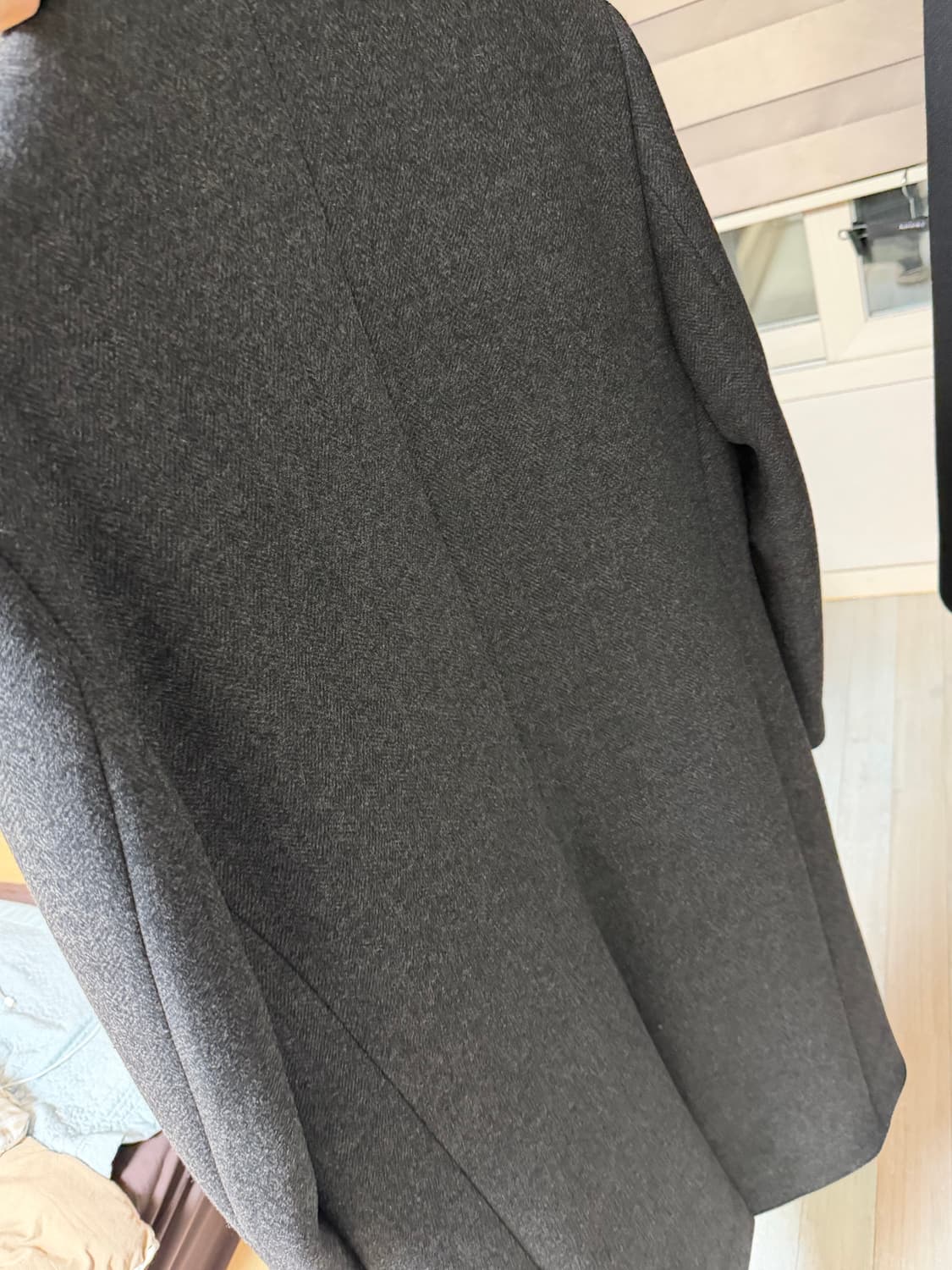 토니웩 다크헤링본 코트 판매합니다  Herringbone Wool Dou 상품이미지3