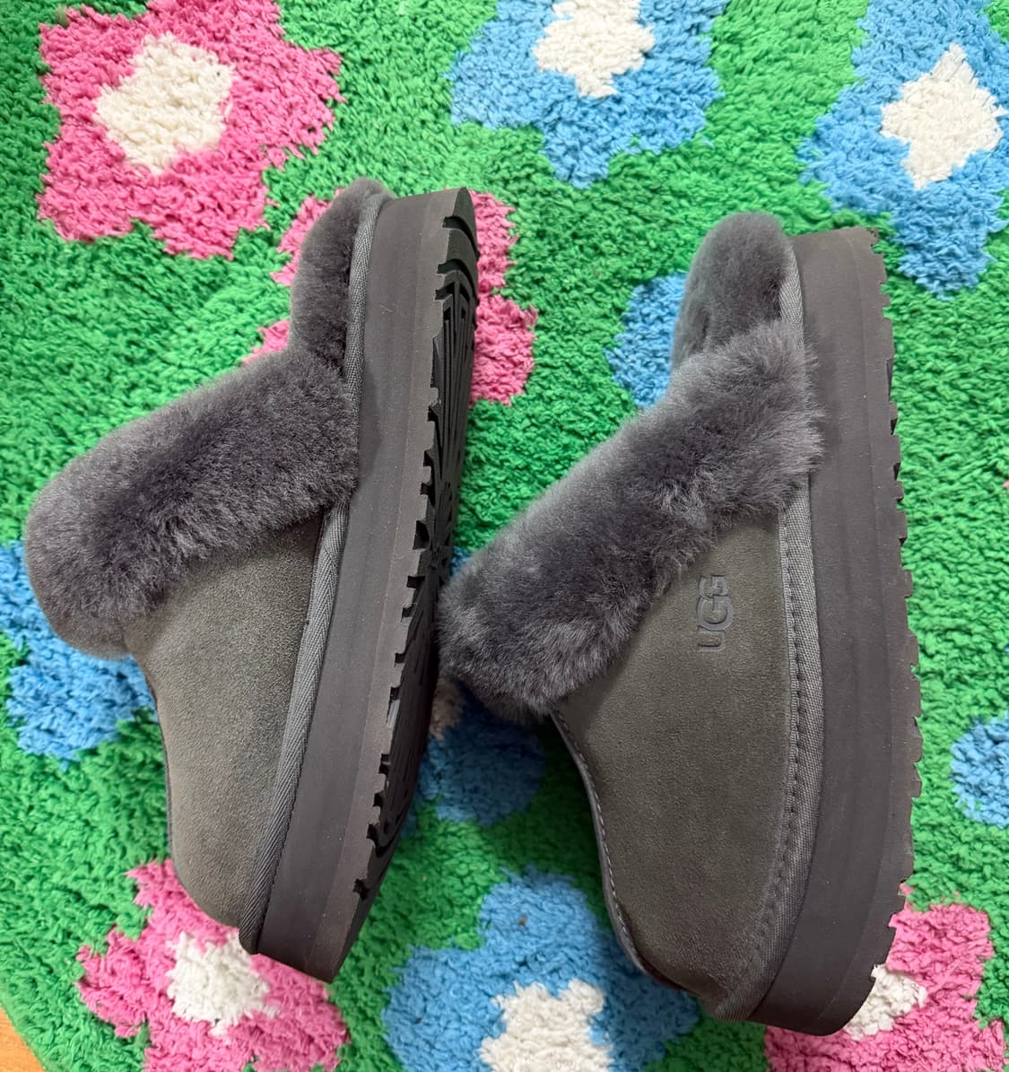 (3회착용) 정품 UGG어그 슬리퍼 240~245 7사이즈 상품이미지8