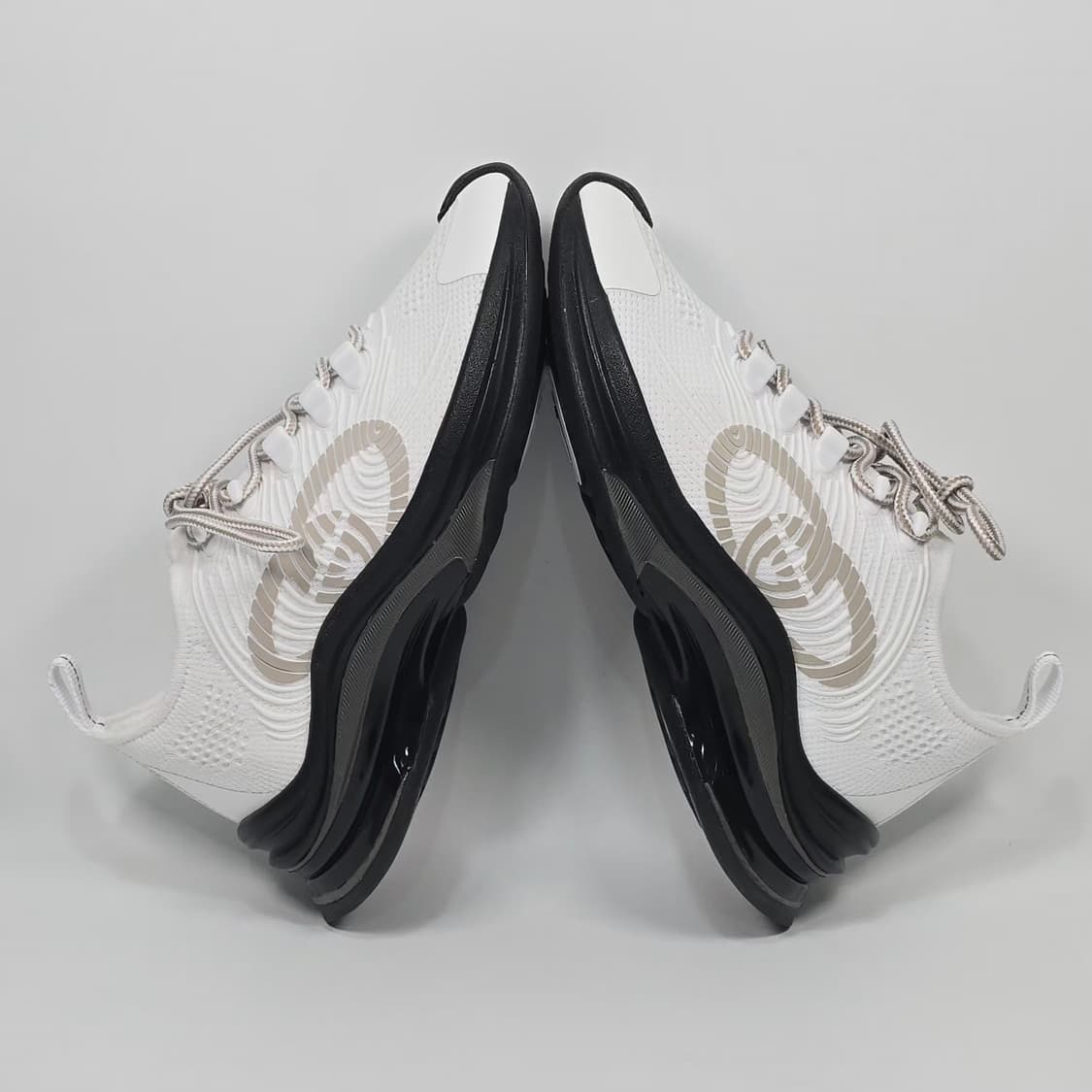 구찌 런 스니커즈 ( 220 ) 상품이미지4