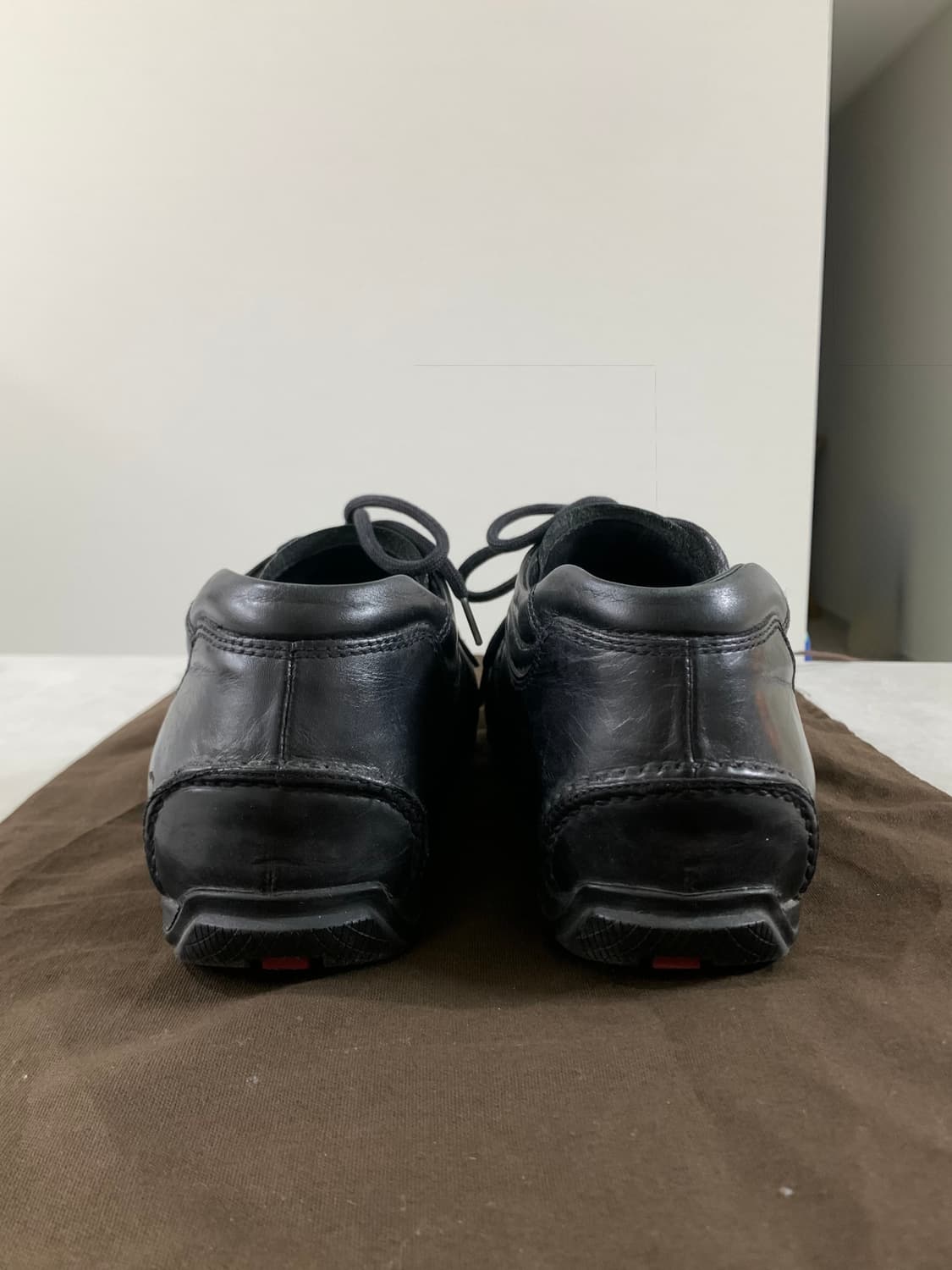 Prada low flat sneakers 상품이미지4