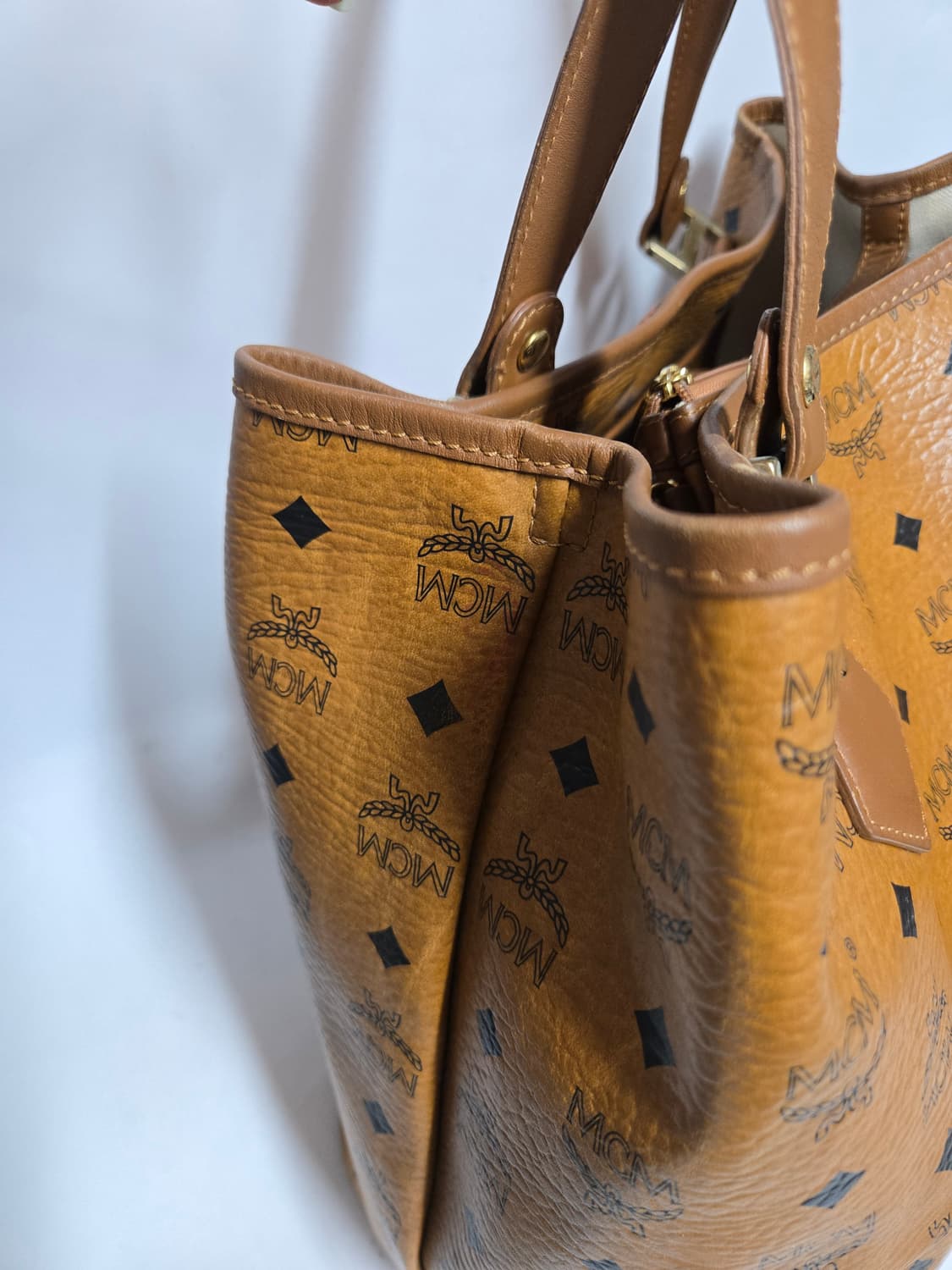 MCM 비세토스 숄더백 + 파우치   상품이미지4