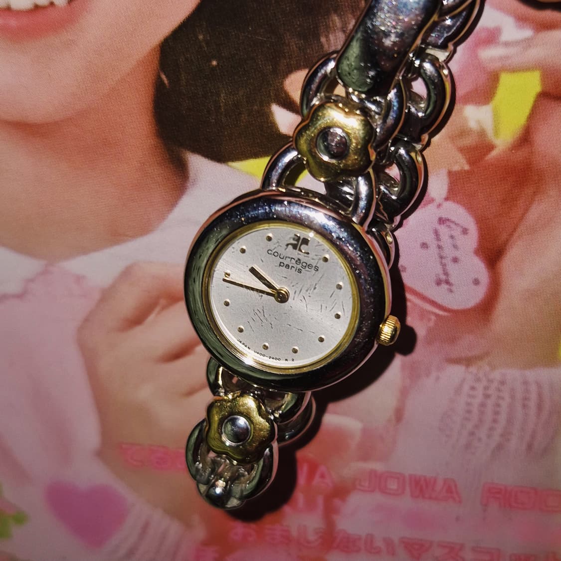 90s 꾸레쥬 스페이지에이지 꽃잎 손목 시계 상품이미지10