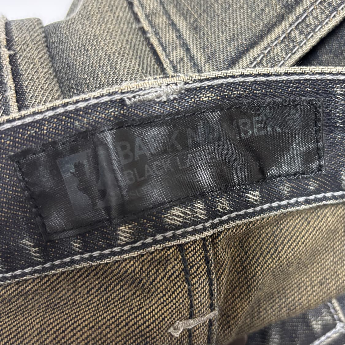 백넘버 블랙라벨 빈티지 워싱 블랙 데님 상품이미지4