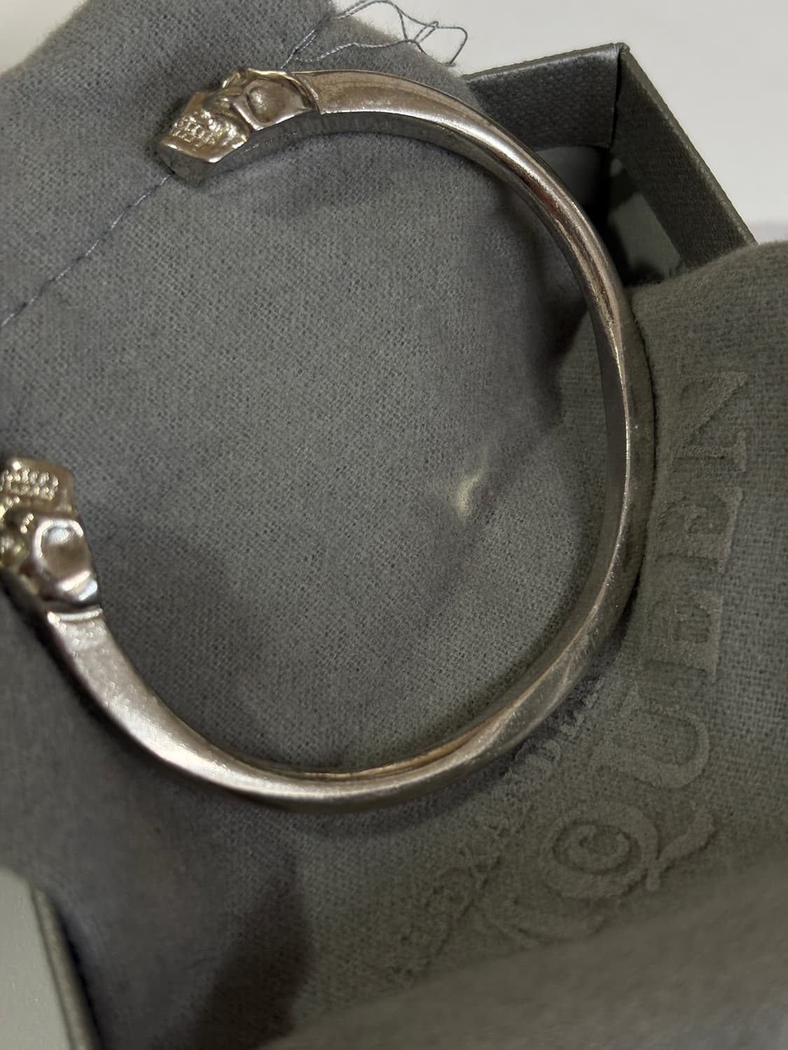 알렉산더 맥퀸 브레이슬릿 💀🖤 상품이미지3