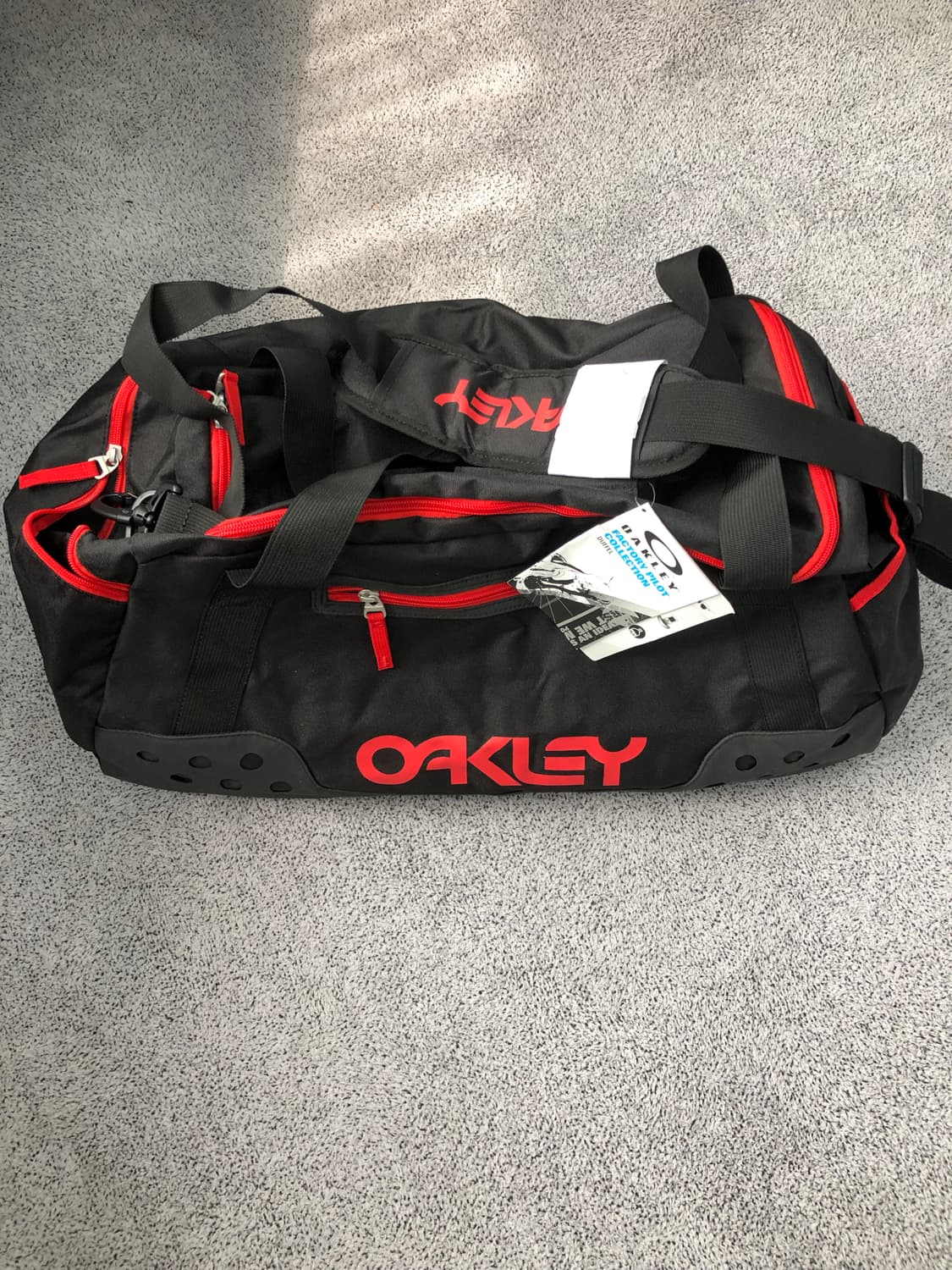 오클리 로고 더플백 새상품 상품이미지1