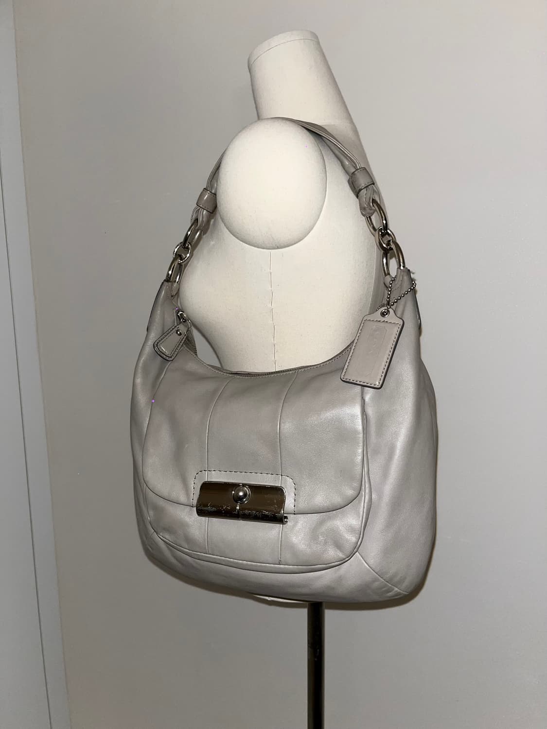 📦Coach gray shoulder bag 상품이미지2