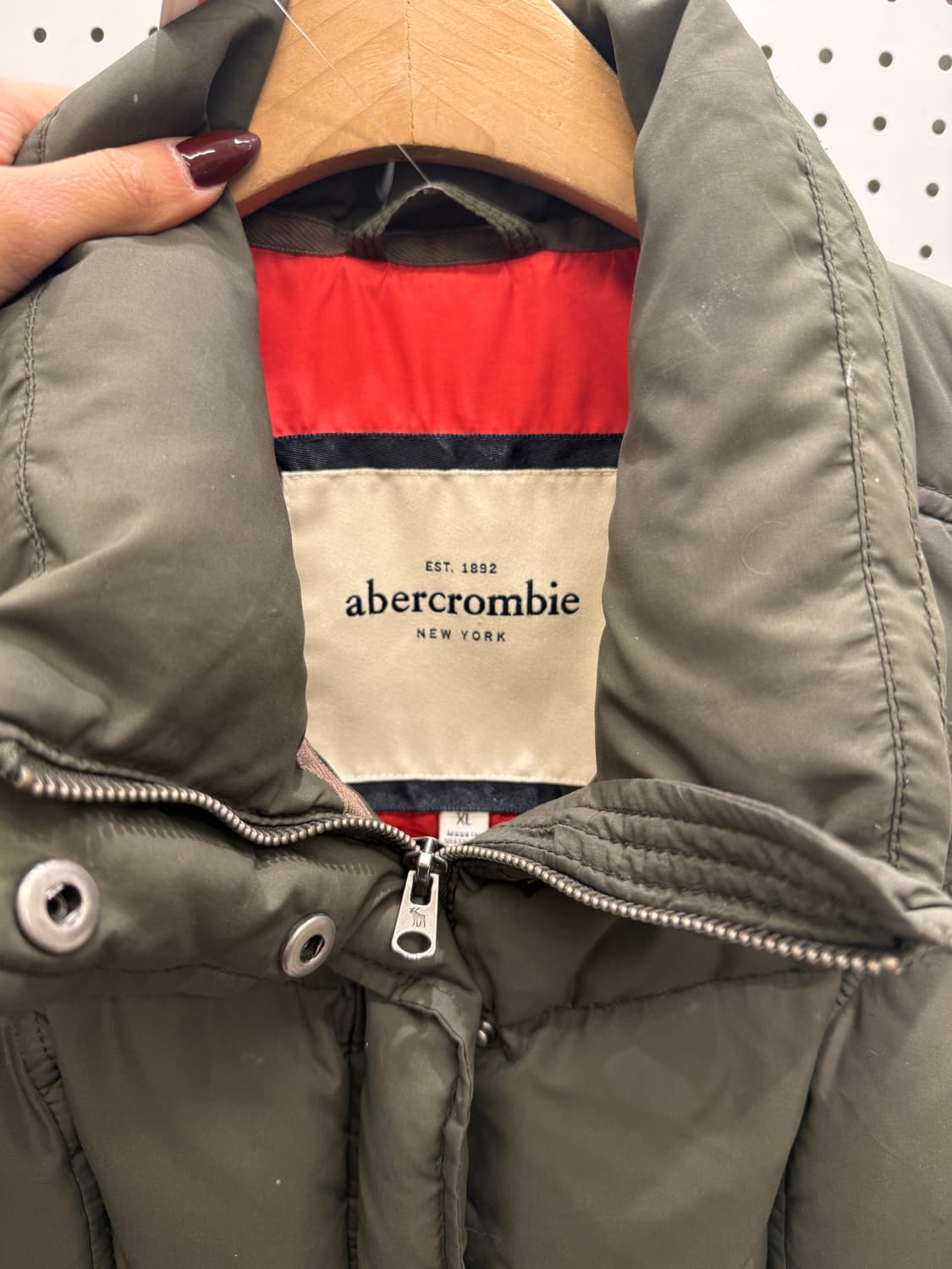 아베크롬비 여성 패딩조끼 카키 U1190 상품이미지4