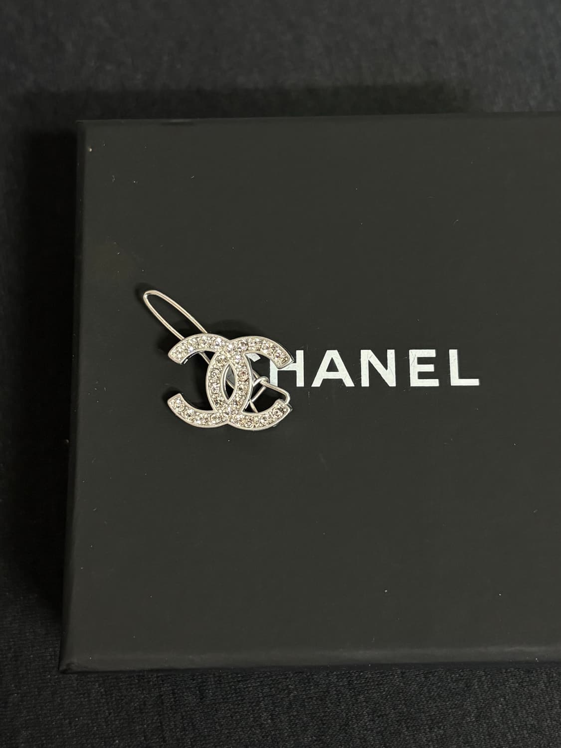 샤넬 cc로고 정품 업사이클링 실버 크리스탈 헤어핀 상품이미지2