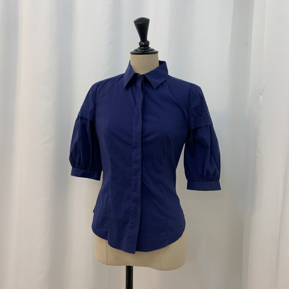 [55] 프라다 코발트블루 스판 하프 슬리브 셔츠 38 상품이미지4