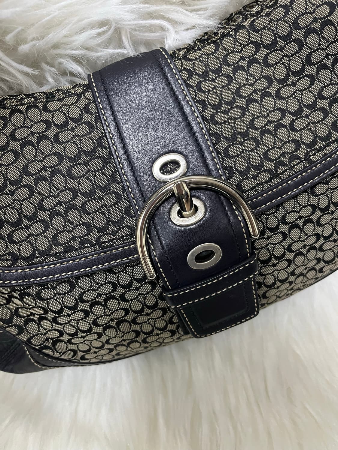 vintage coach signature shoulder bag 상품이미지2