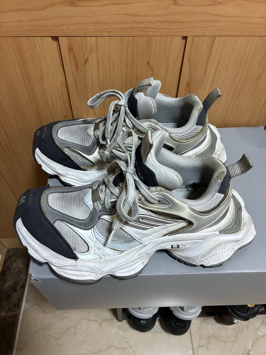 발렌시아가 카고 스니커즈 41 상품이미지1