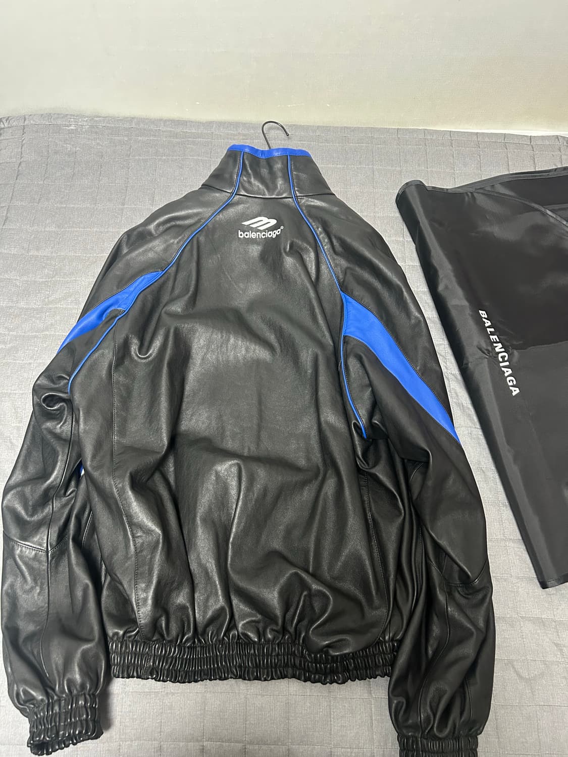 [1] 발렌시아가 3B 아이콘 로고 트랙 레더 가죽 자켓 상품이미지2