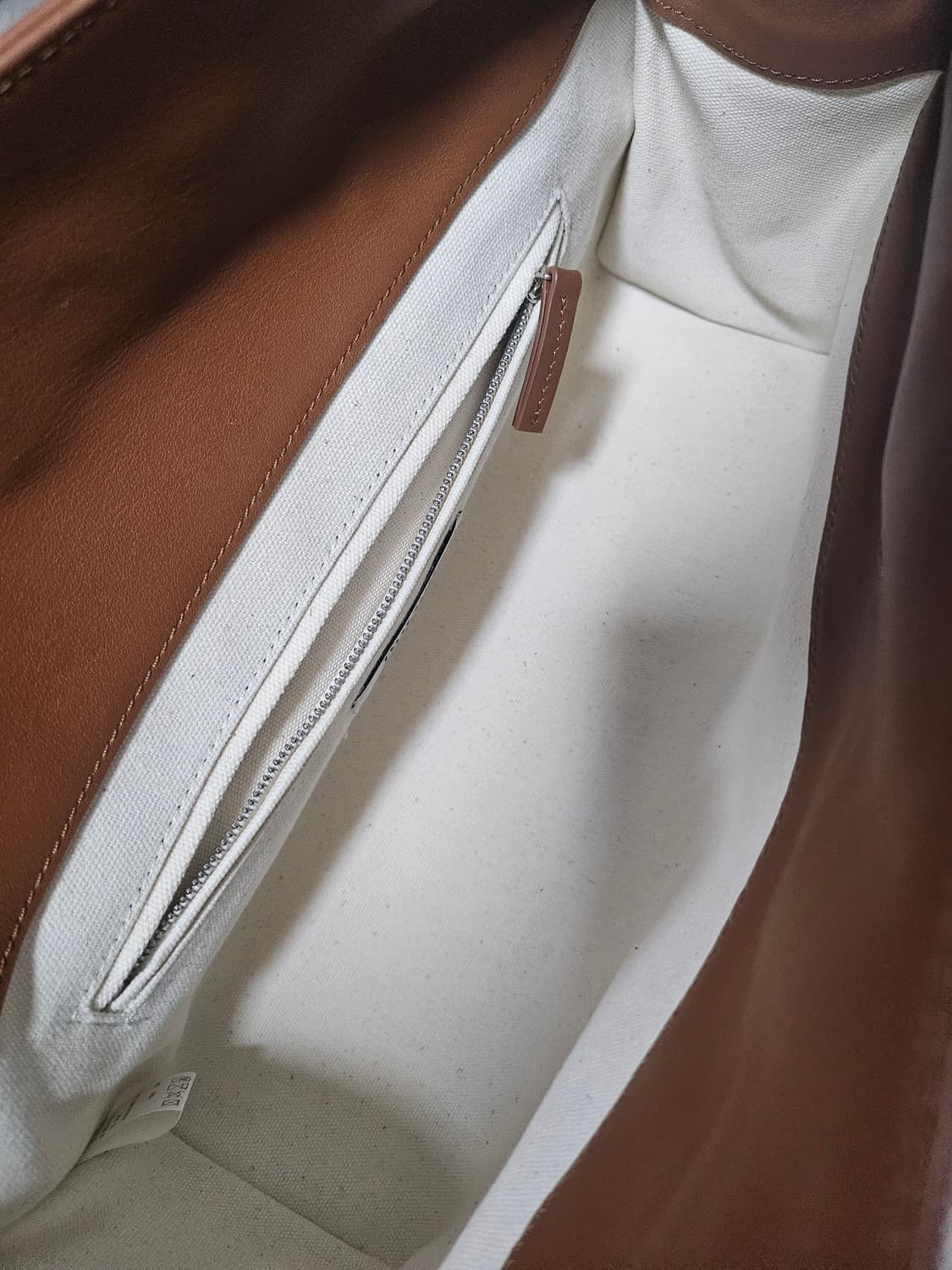 (새상품) 벗튼 캔버스 레더 숄더백 상품이미지7