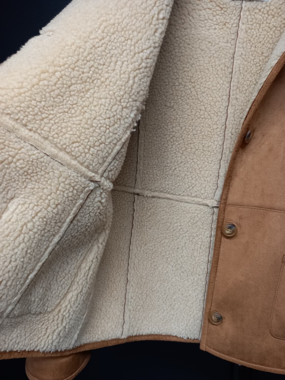 르비에르 LEVIERE 카멜 숏 무스탕 55.44 상품이미지8