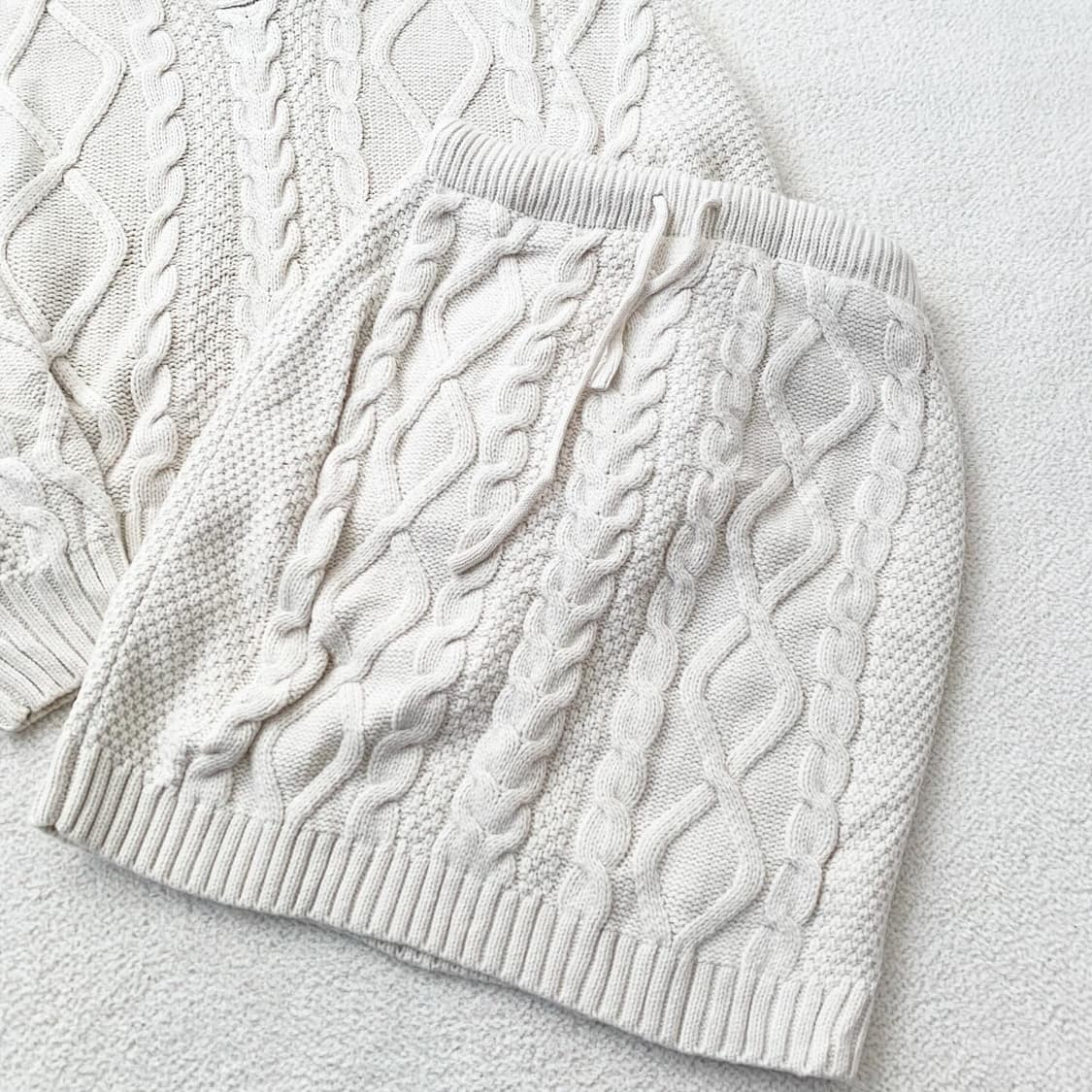 뮤트톤 꽈배기 니트 셋업 상품이미지3