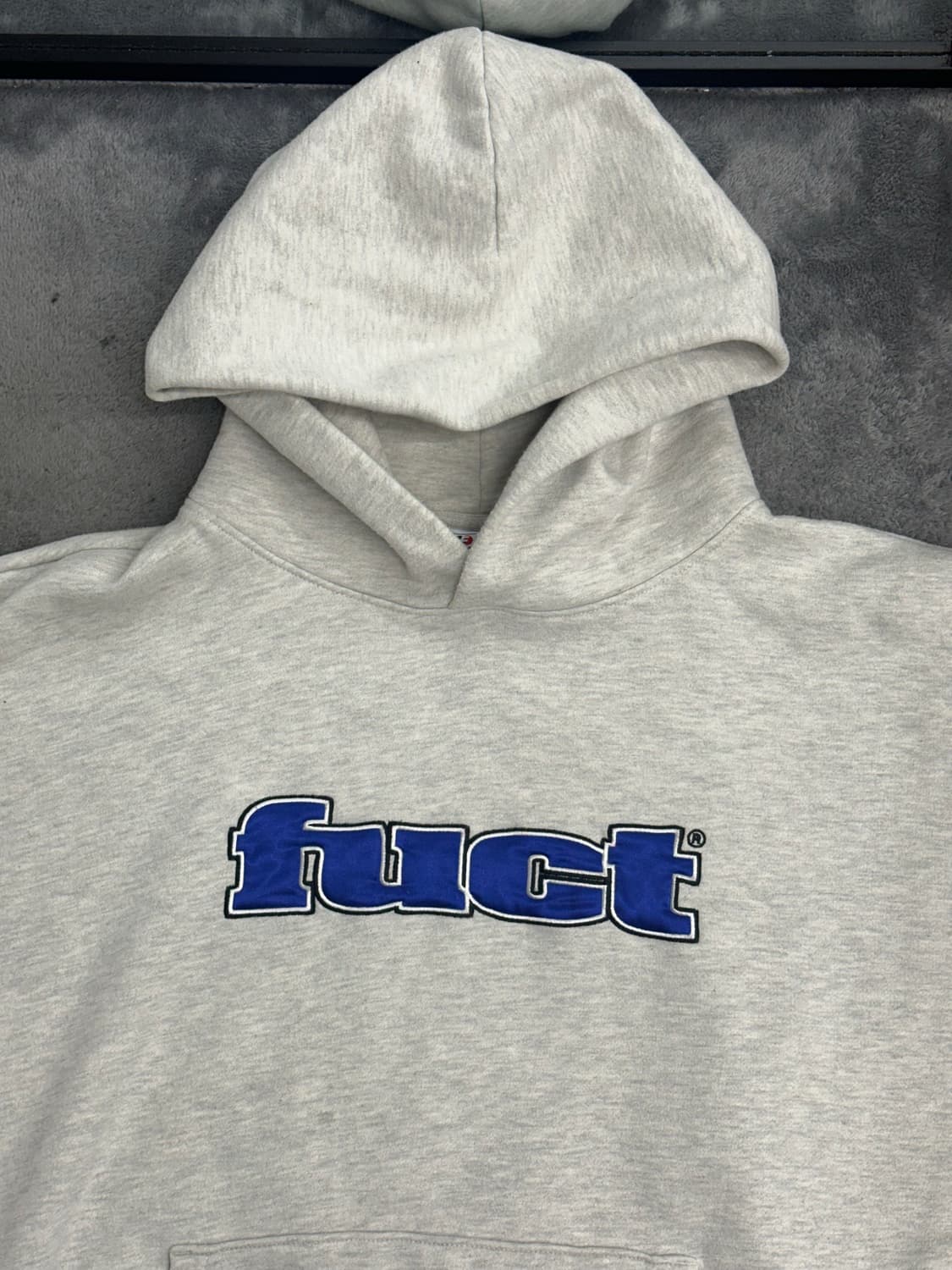 FUCT 로고 그레이 후디 XL 상품이미지3